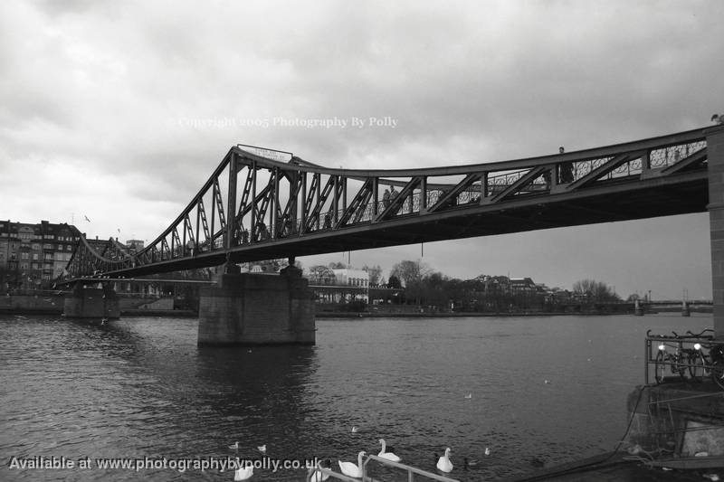 Frankfurt Bridge