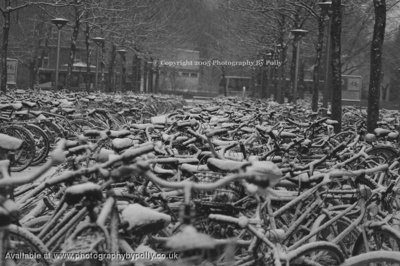 Snow Bikes 2